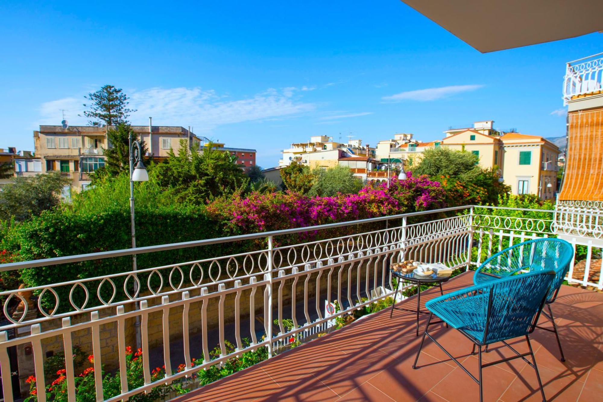 Estate4Home - Suites 21 Sorrento Eksteriør billede
