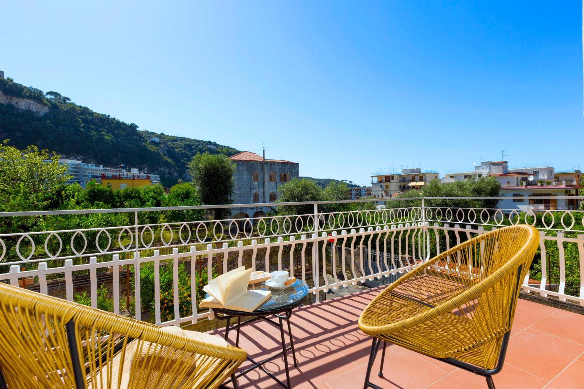 Estate4Home - Suites 21 Sorrento Eksteriør billede